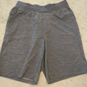 Men’s Lululemon Linerless short 9”